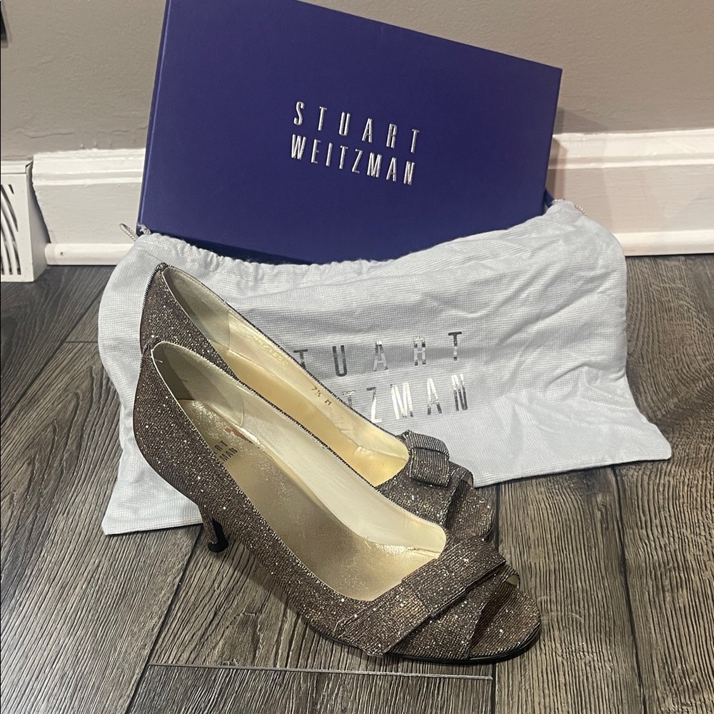 Stuart Weitzman Glitter Bow Heels - Brown